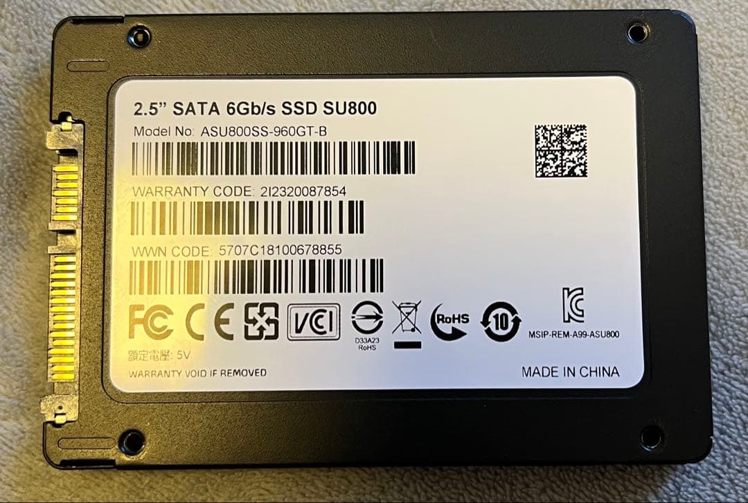 ADATA SU800 960GB 2.5インチSATA SSD