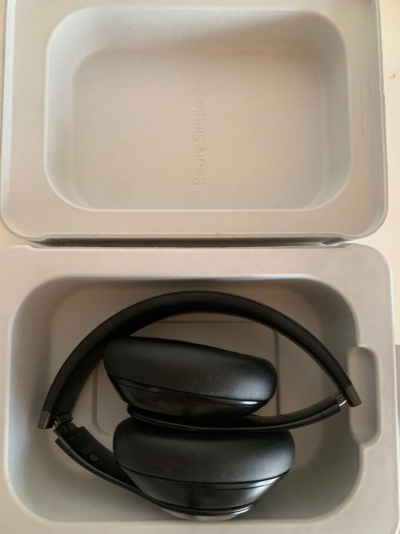 Beats Studio Pro ワイヤレスヘッドホン ブラック【動作確認済】