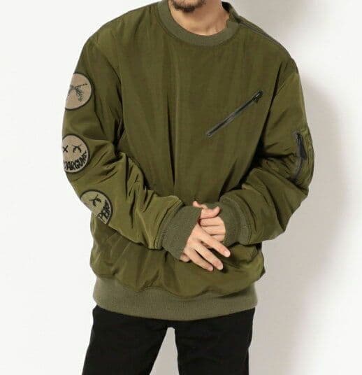 r*o様 【売り切り】アヴィレックス ロアーガンズ コラボ ミリタリージャケット