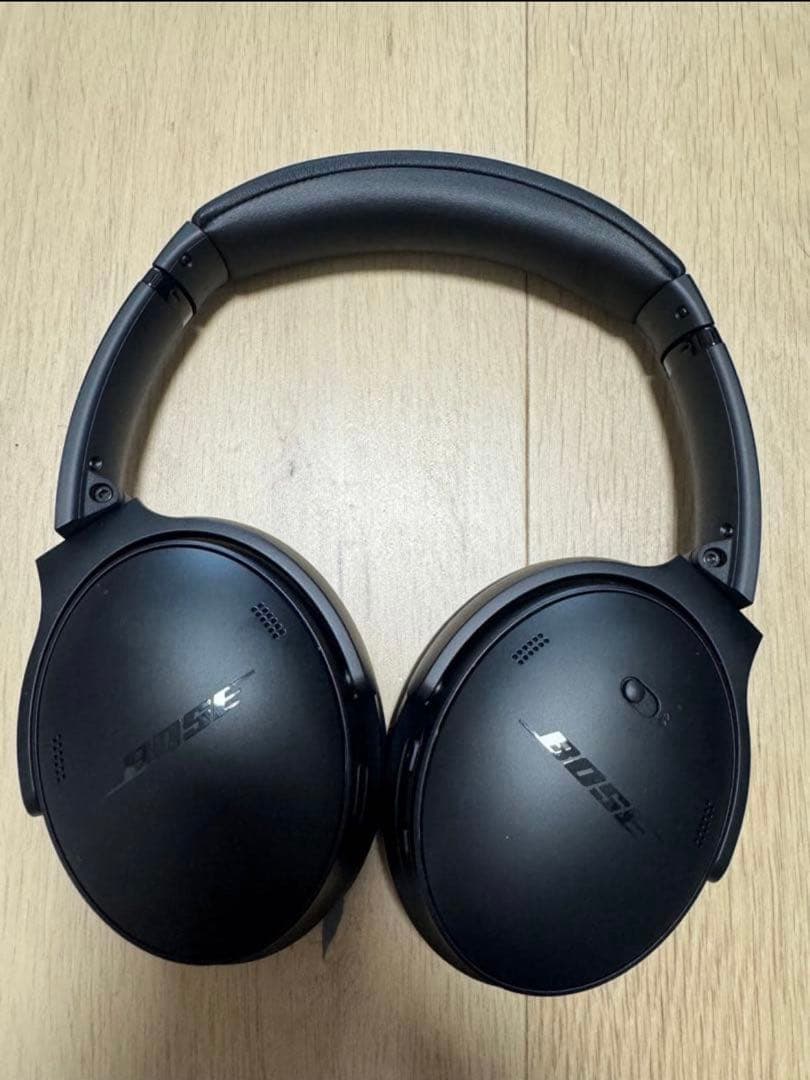 まる　BOSE QuietComfort Headphones