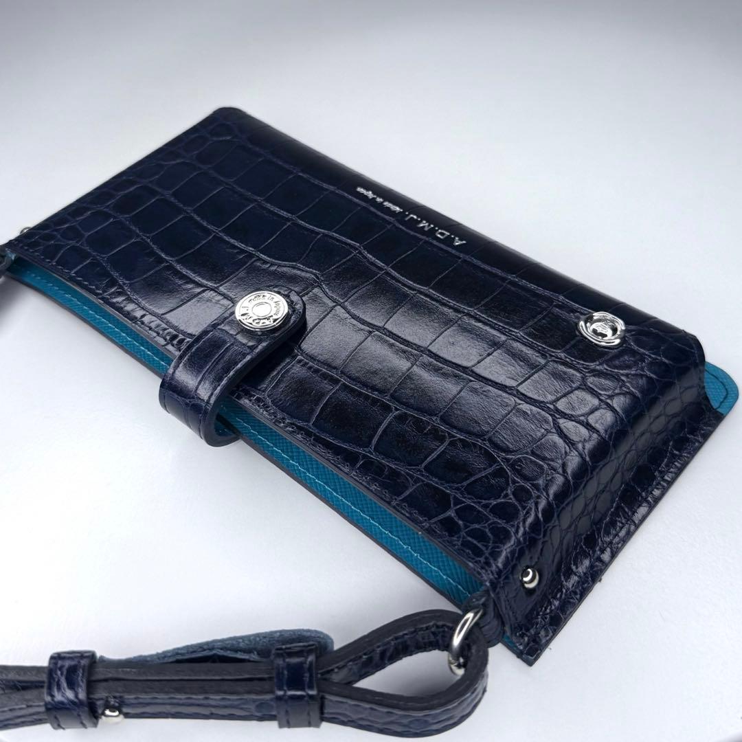 【極美品】 ADMJ 牛革クロコダイル型押し スマホポシェット