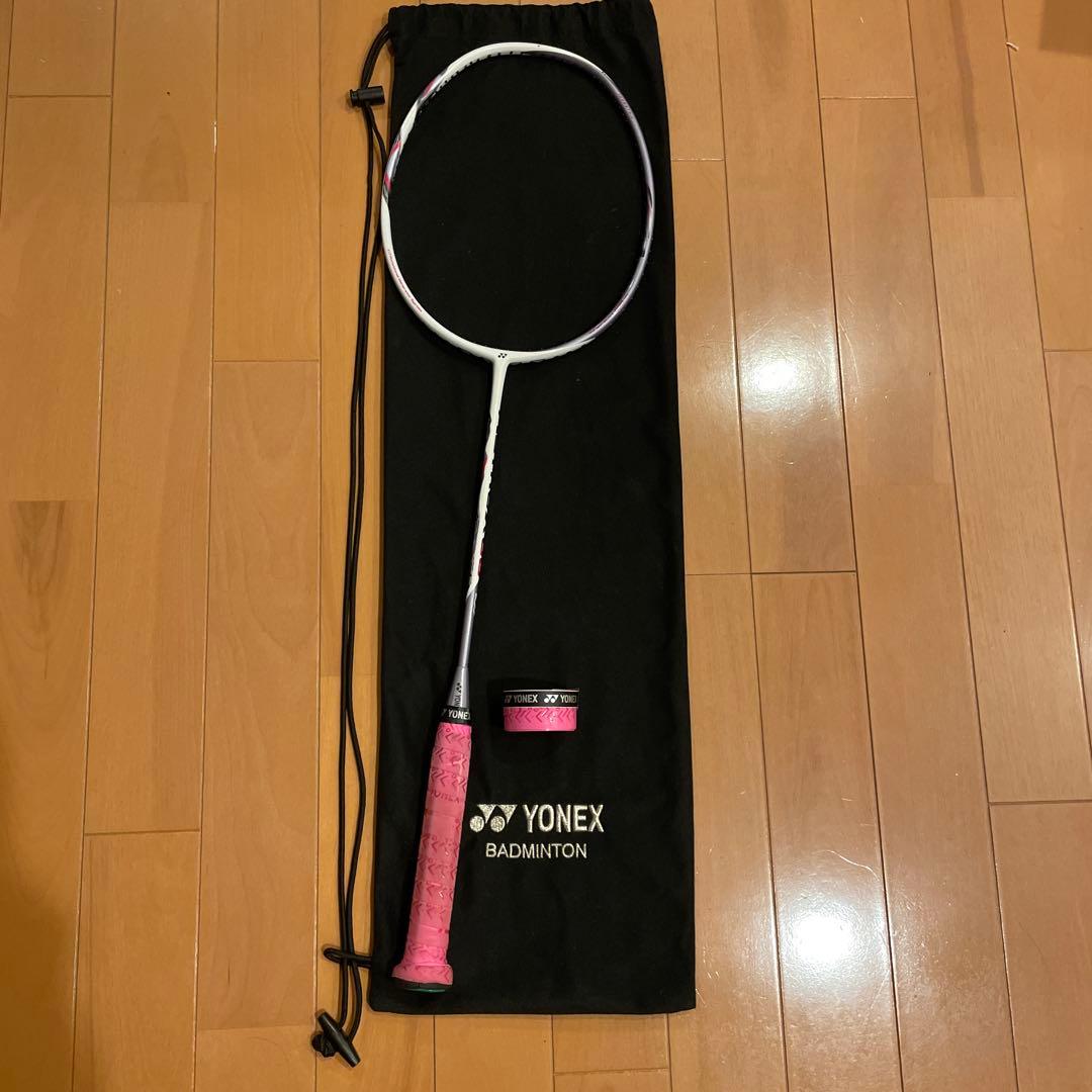 ⭐︎いち⭐︎YONEX ASTROX 66 グリップテープ付