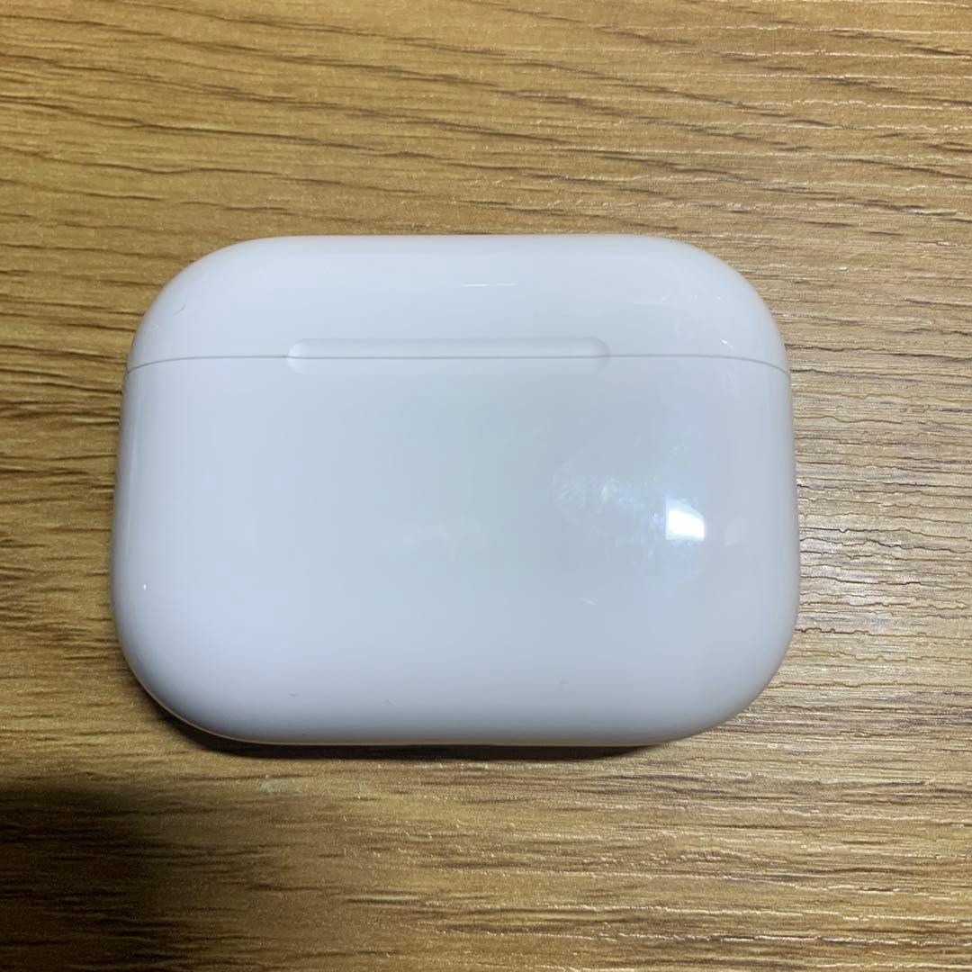 Apple AirPods Pro 第3世代　充電ケース