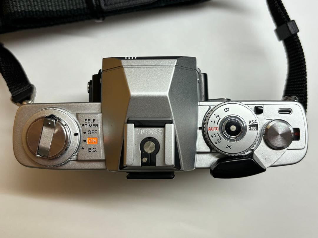 フィルム一眼レフ MINOLTA X-7 50mm F1.7レンズ付き