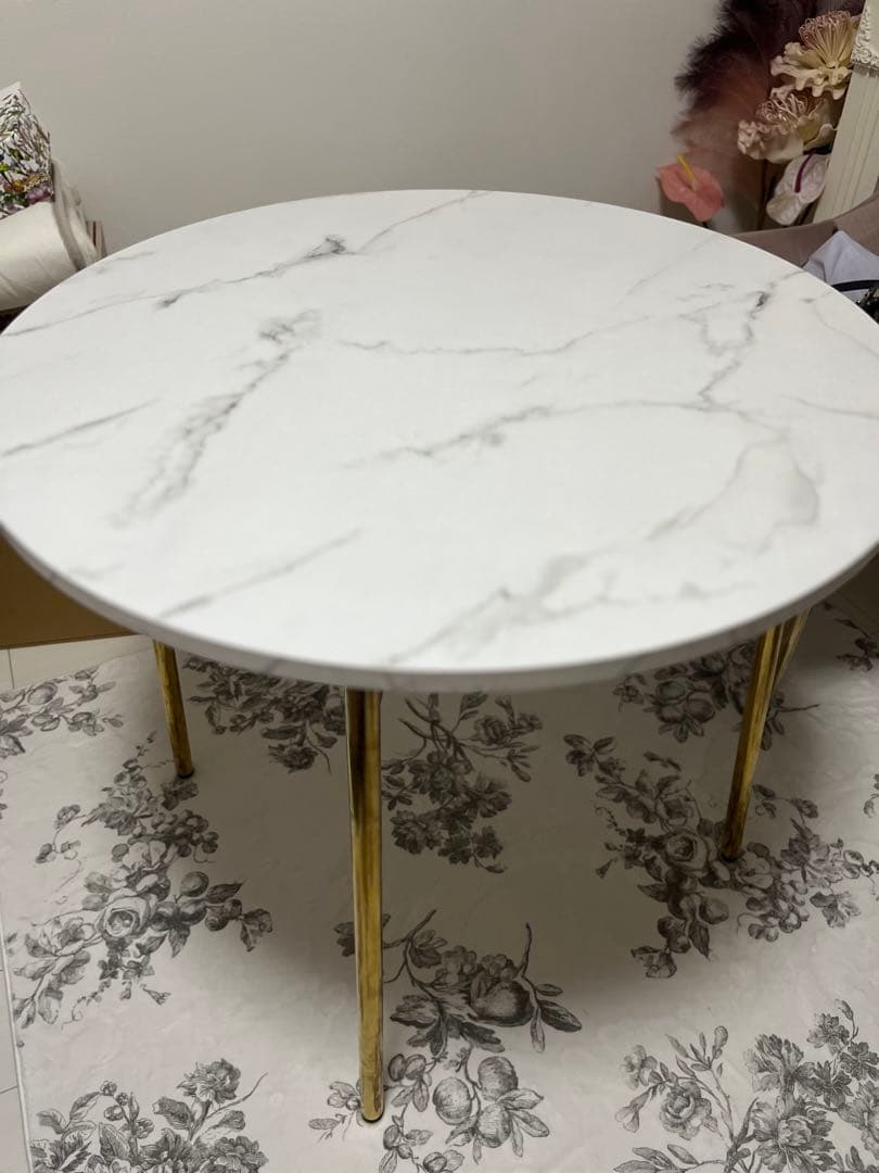 フランフラン ベル ダイニングテーブル　ラウンド80 マーブル×ゴールド