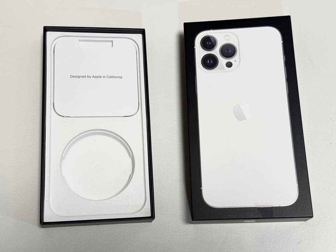 まさはる【超美品】 iPhone13 Pro Max SIMフリー残債なし