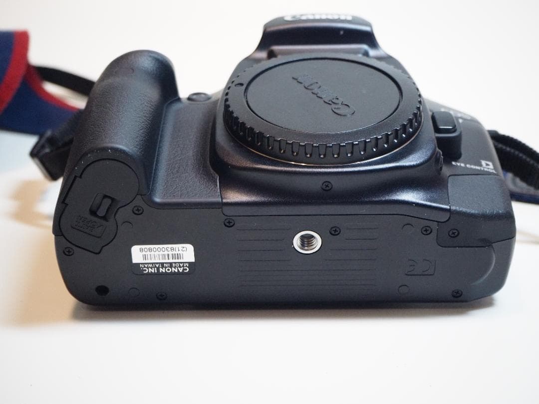 Canon EOS 7 一眼レフフィルムカメラ おまけ有り