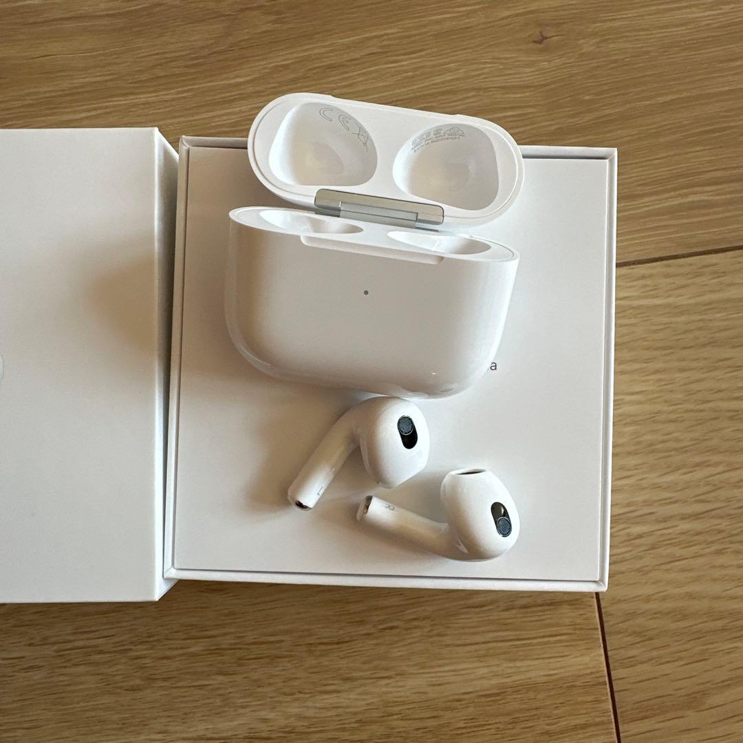 Apple AirPods 本体　ワイヤレスイヤホン　第3世代　used品