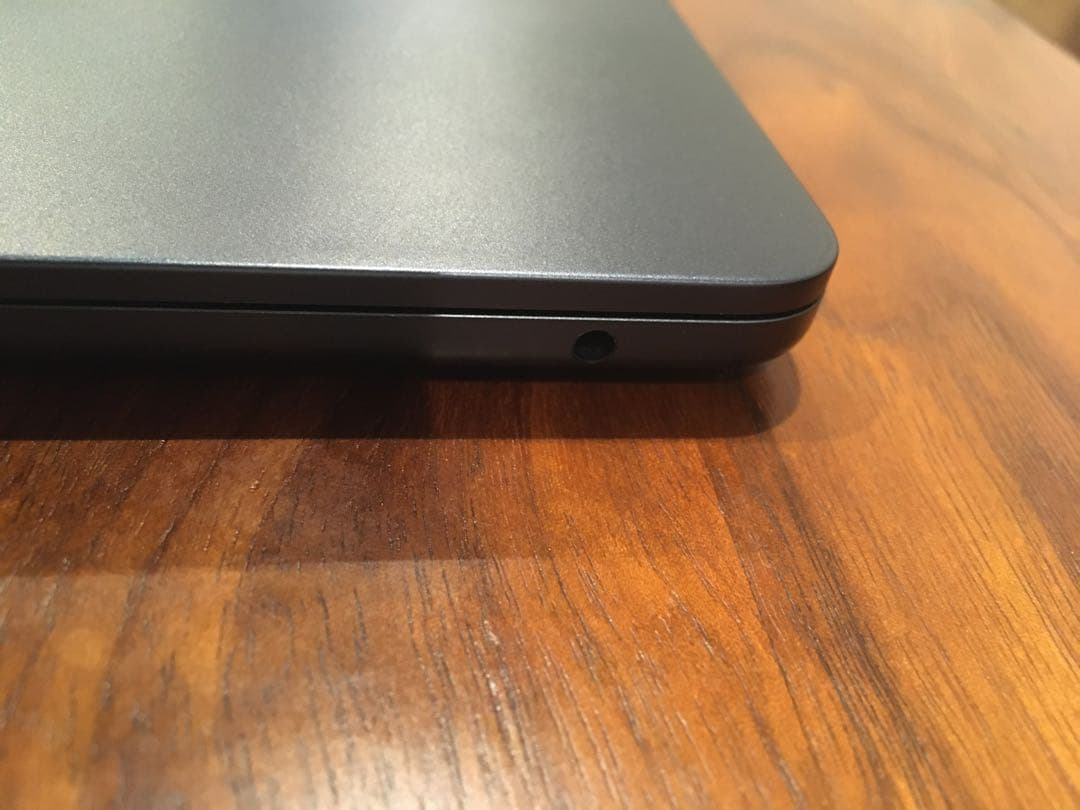 MacBook Air 2023 M2 15インチ