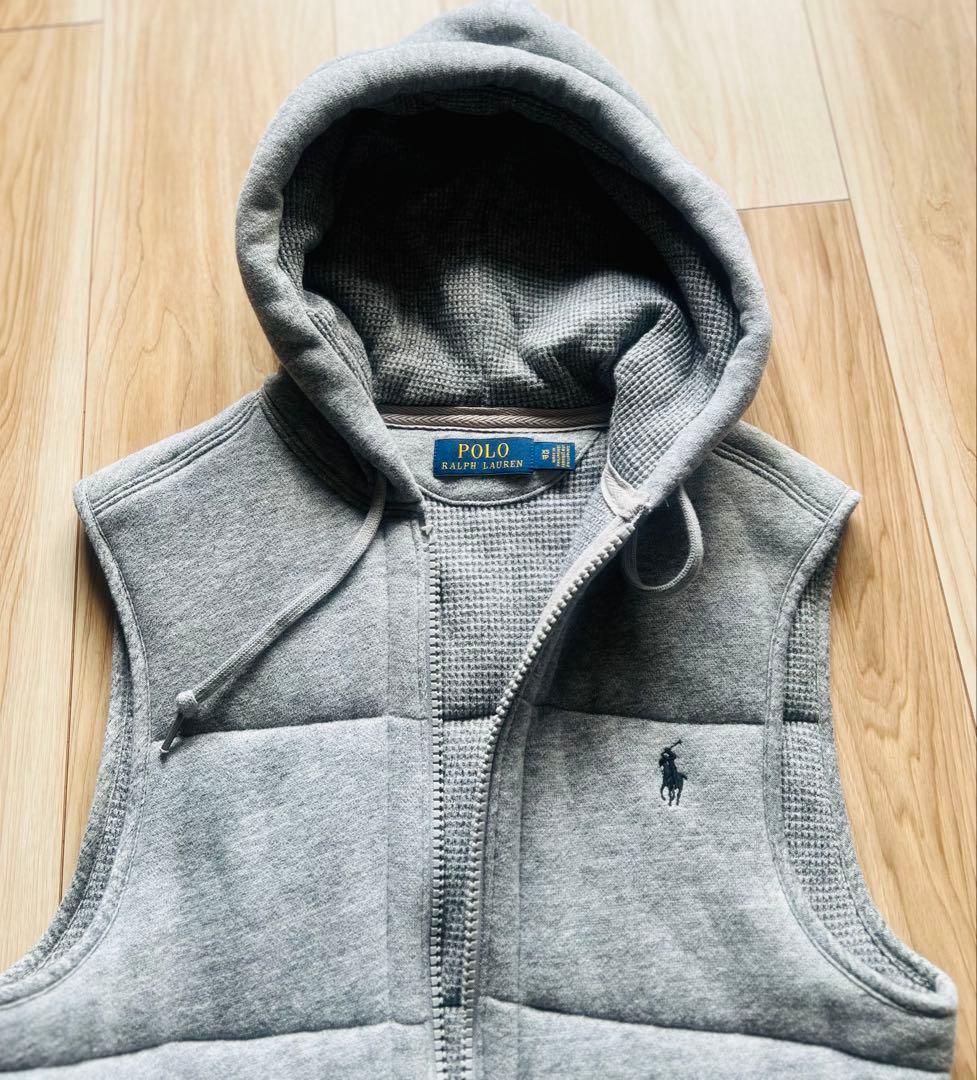 【美品】Polo Ralph Laurenグレーのフード付きスウェットベスト