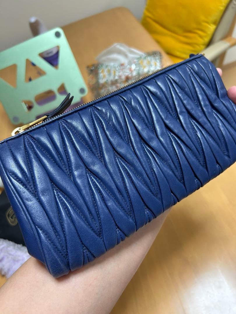 miumiuクラッチバッグ