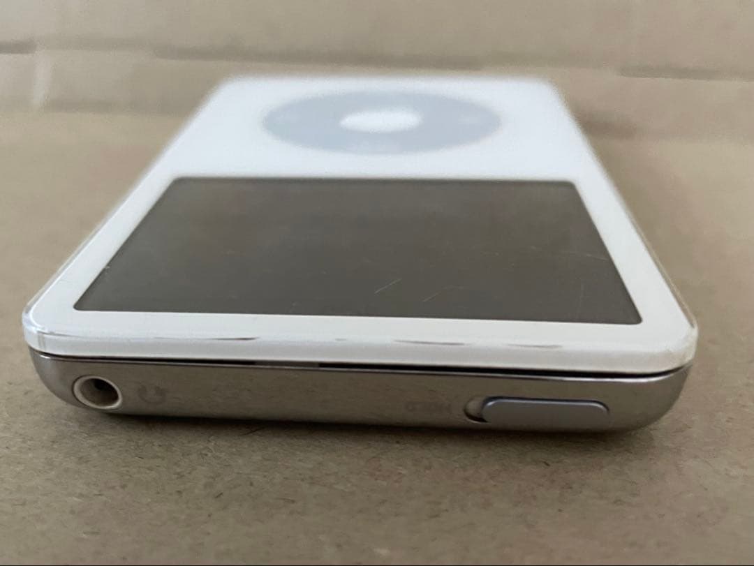 Apple iPod classic 30GB ホワイト　傷汚れあり