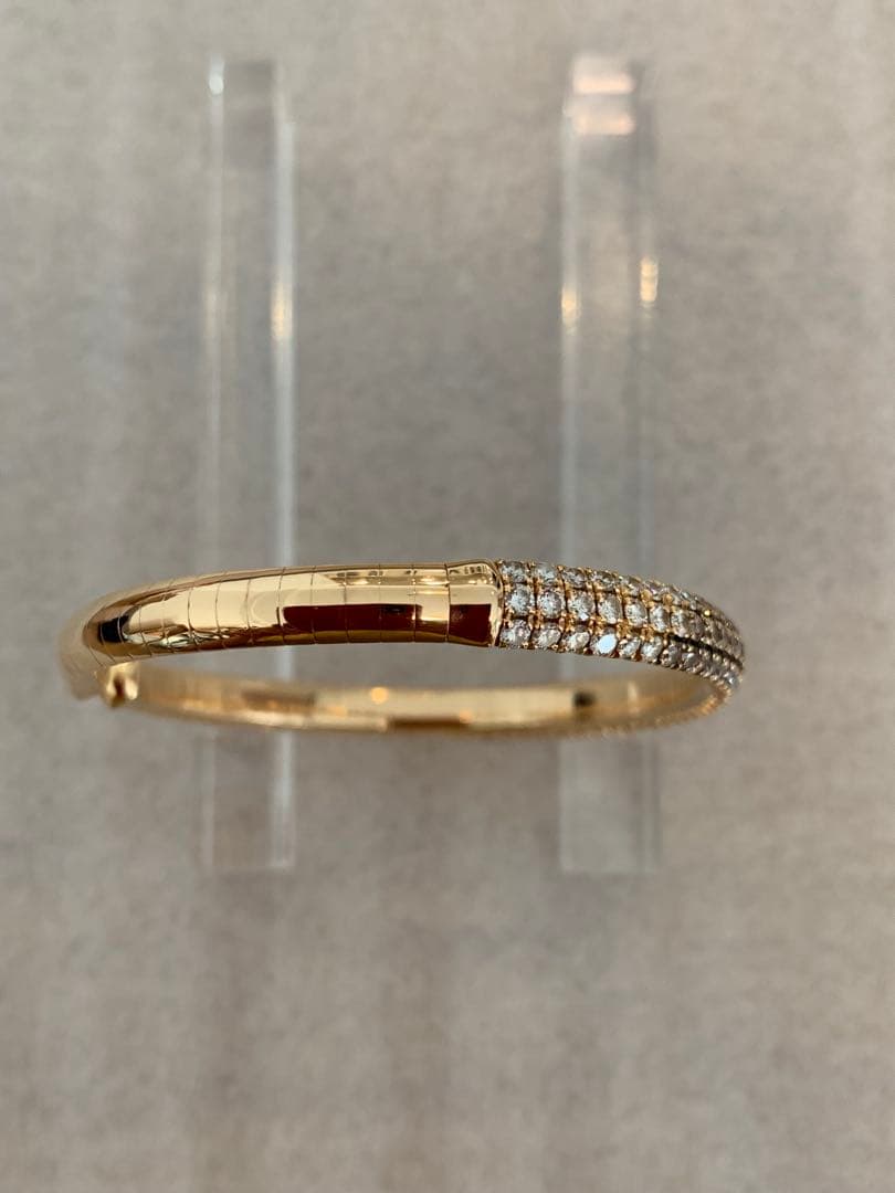 三越宝石サロン　バングル　K18 ダイヤモンド