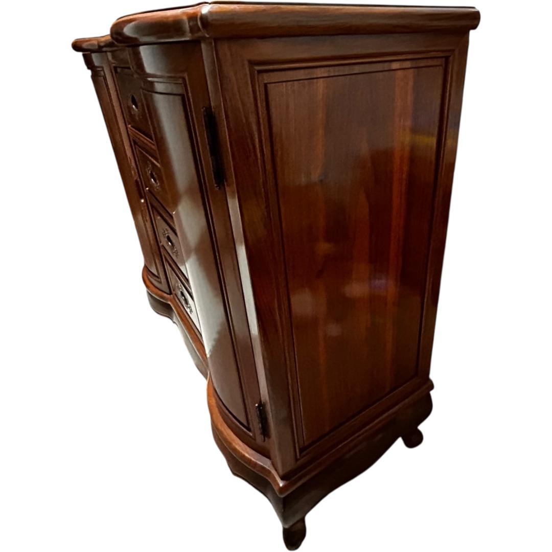 アンティーク調 天然木サイドボード 両開き扉 猫脚 チェスト 引き出し