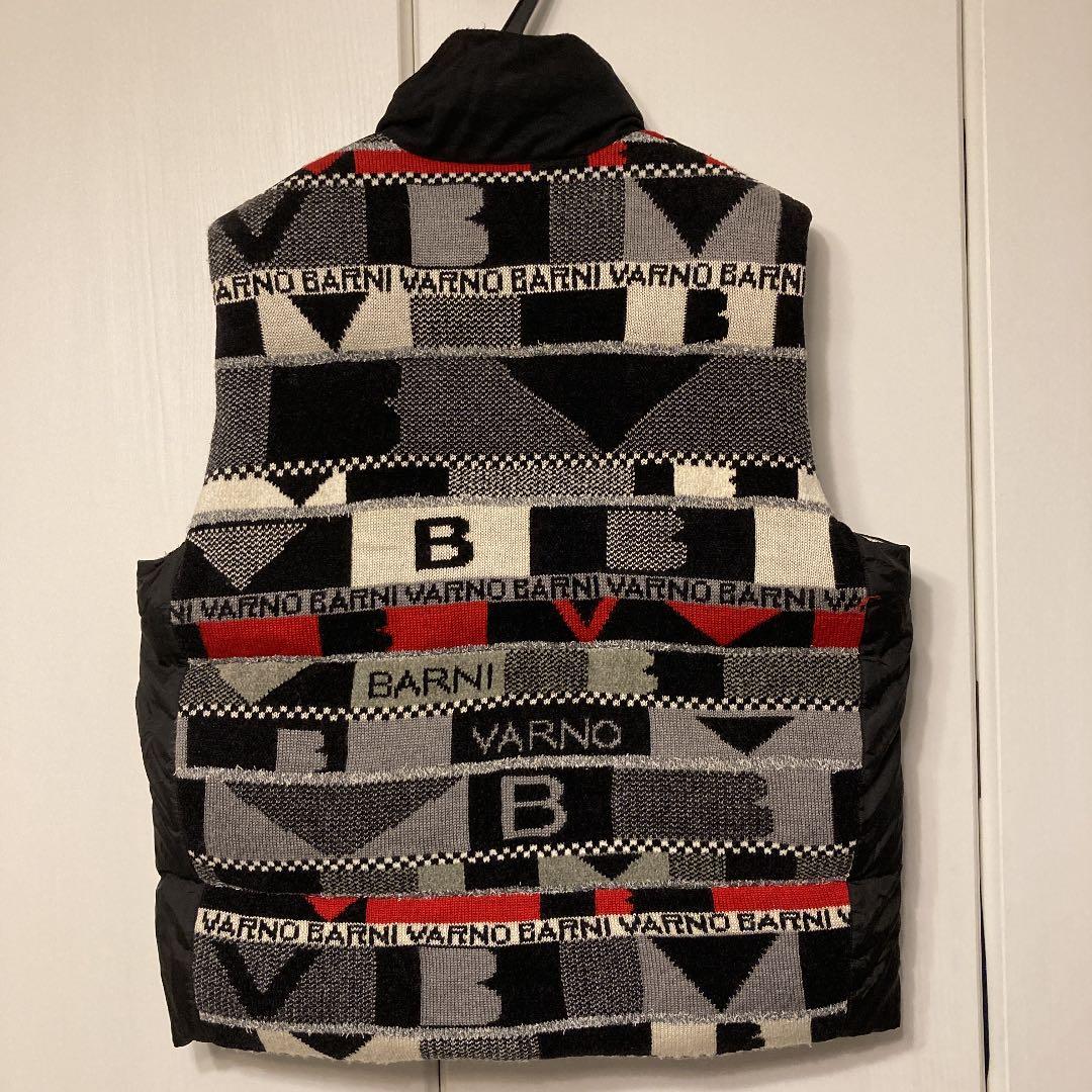 BARNI VARNOダウン