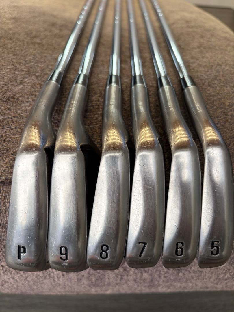 せ*い様 キャロウェイ X-Forgedノーメッキ・モーダス105デュアルフロー