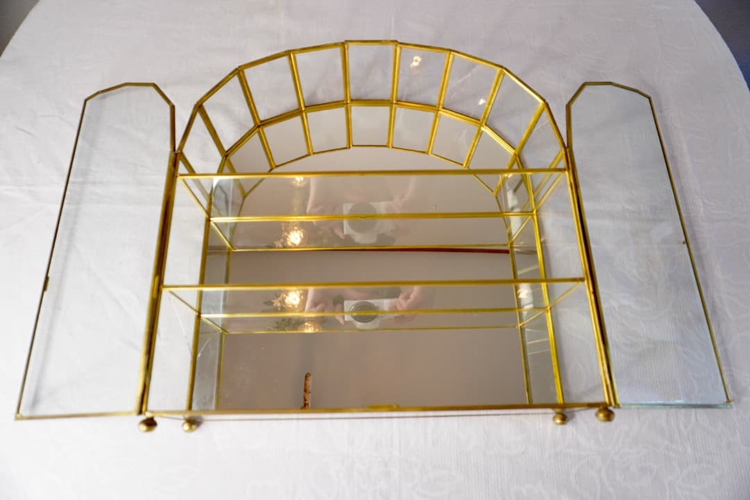 イギリス ヴィンテージ 真鍮ガラスケース