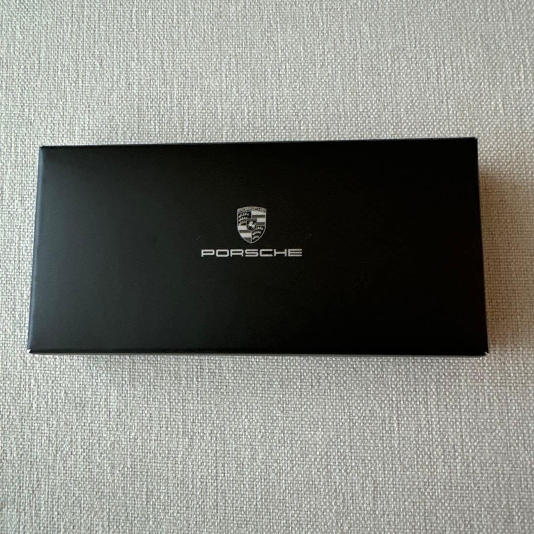 PORSCHE ポルシェ 純正　クレストキーホルダー ペピタ　千鳥格子