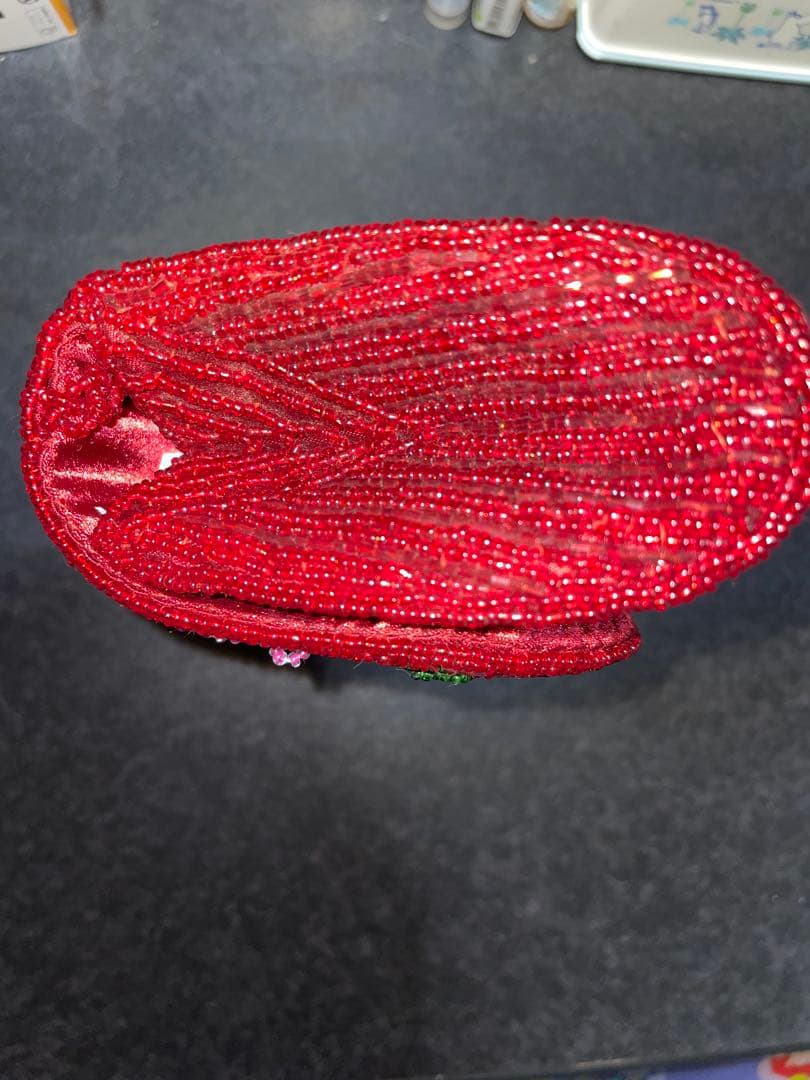 ハローキティ・レトロ クラッチバッグ・ショルダーバッグ【斜めがけ可能】