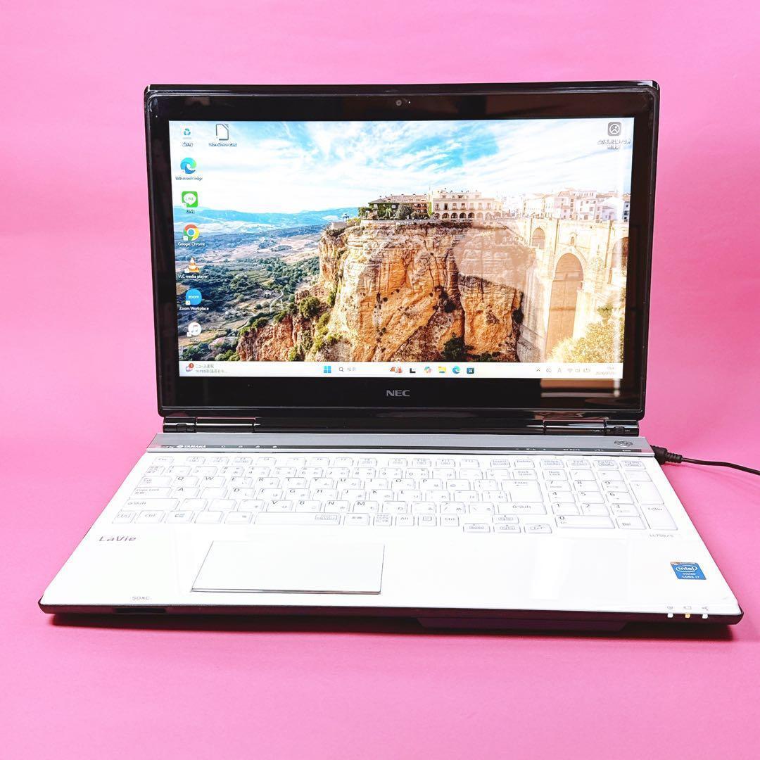 タッチパネル‼️極速i7 windows11 SSD⭐️カメラ付ノートパソコン白