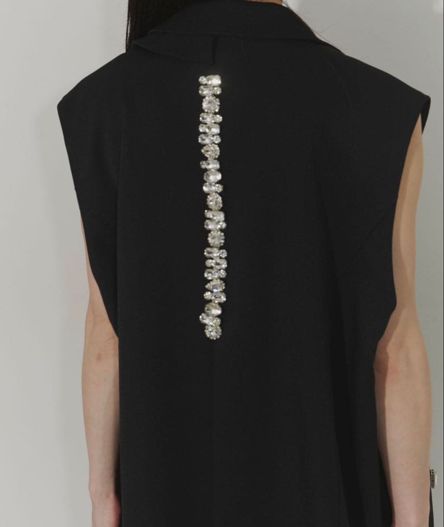 Chris TROIS. Collected Bijoux vest②