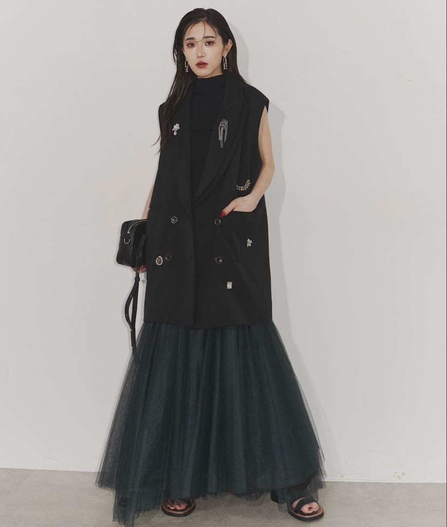 Chris TROIS. Collected Bijoux vest②