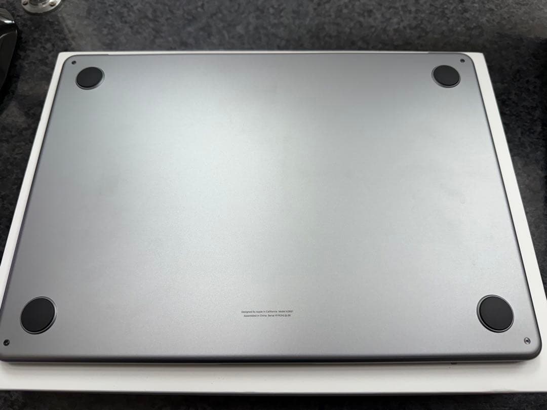 MacBook Air M2 2022 13.6in 512GB bat100％