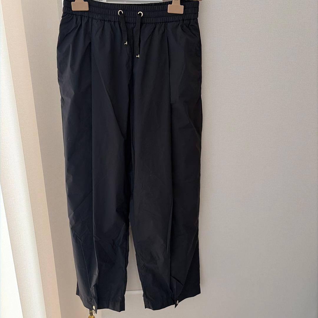 Herno カジュアルパンツ 40