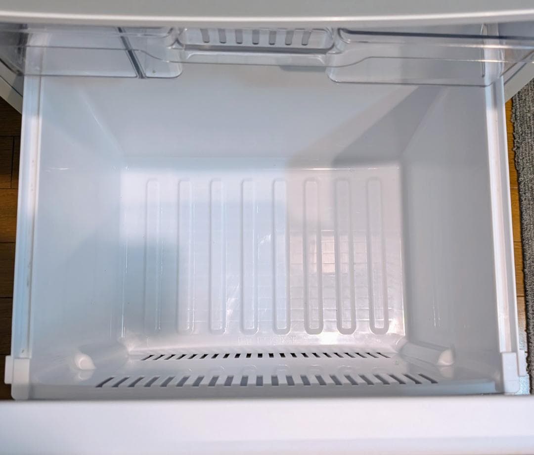 23年製 Panasonic 冷蔵庫 NR-B17HW