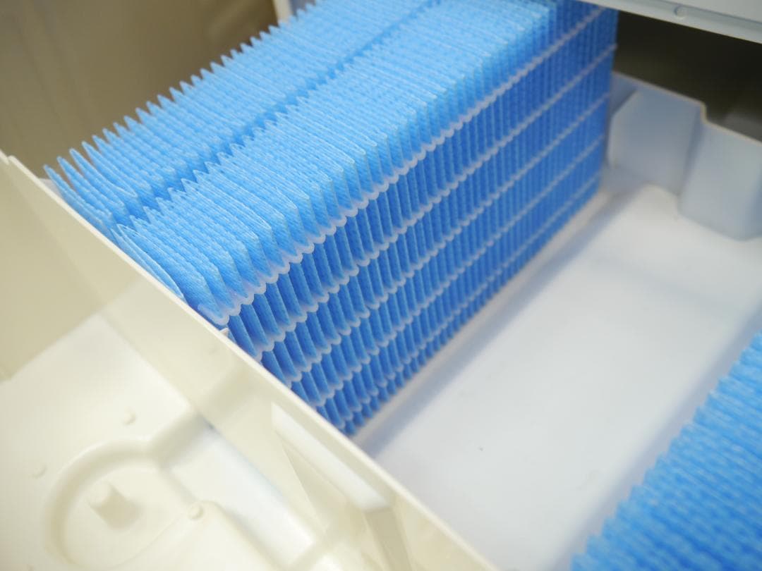 送料無料で#フィルター新品同様❤ダイニチ 加湿器 HD-243 ハイブリッド