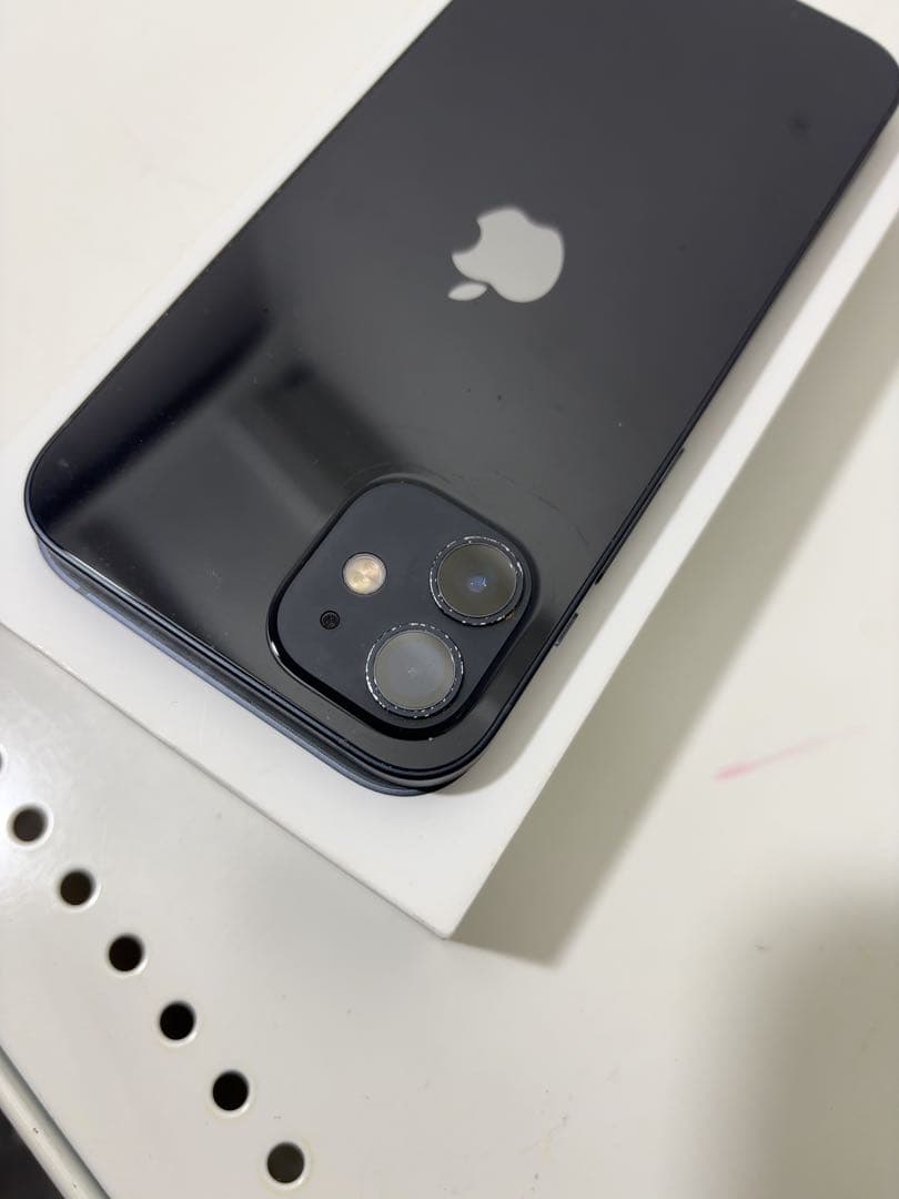 早い者勝ち　[SIMフリー]Apple iPhone 12 128GB