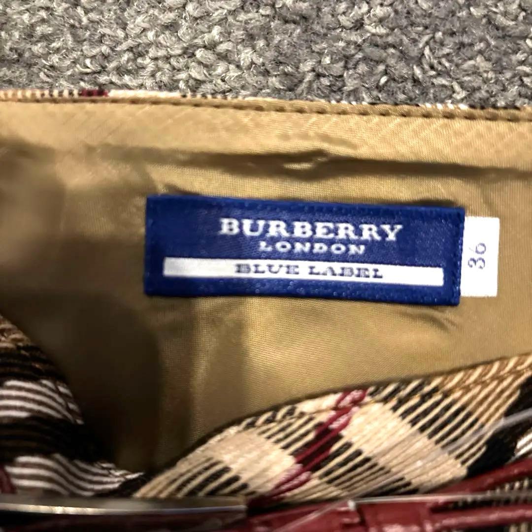 【新品】 Burberry チェック柄ミニスカート　36