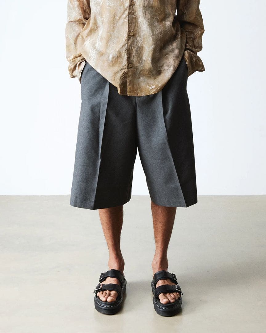 【即発送】Dr. Martens ドクターマーチン 限定　MYLES サンダル