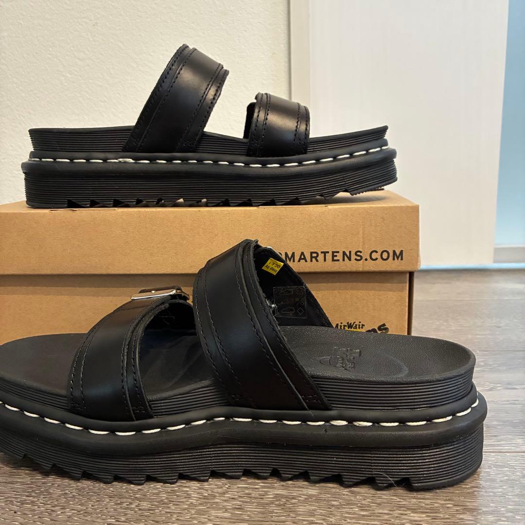 【即発送】Dr. Martens ドクターマーチン 限定　MYLES サンダル