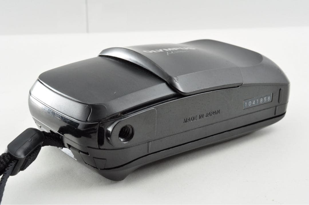 OLYMPUS μ［mju:] 初代 オリンパス ミュ