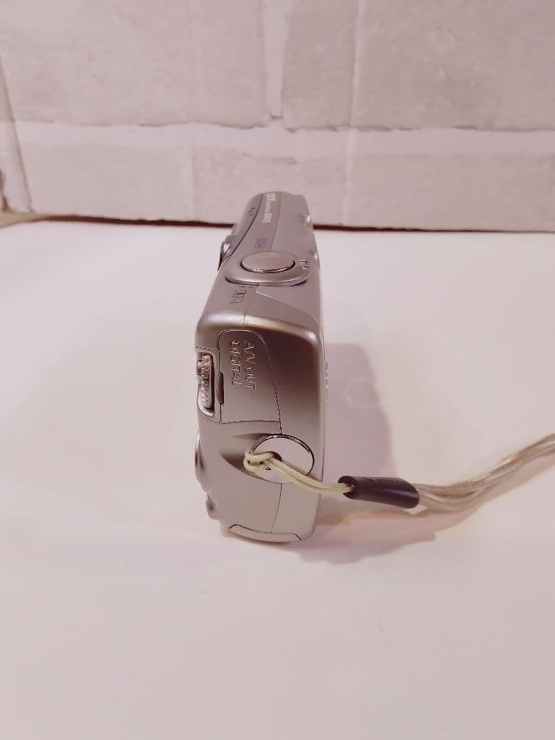 Canon IXY 810 IS コンパクトデジタルカメラ