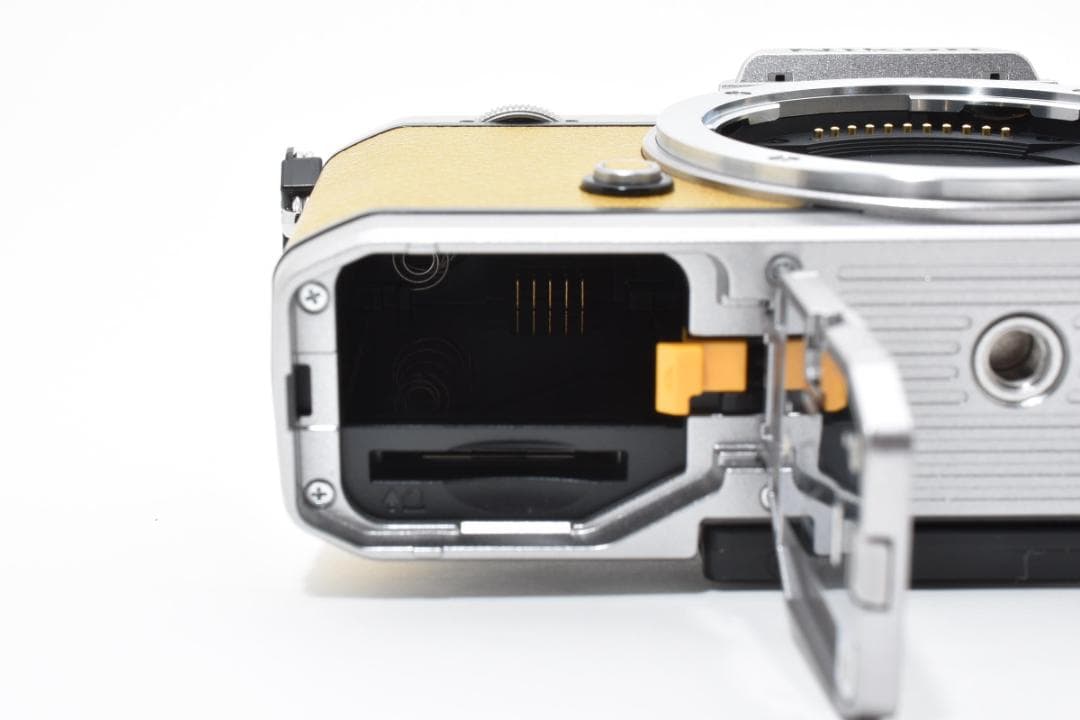■美品■Nikon ニコン Zfc マスタードイエロー ボディ