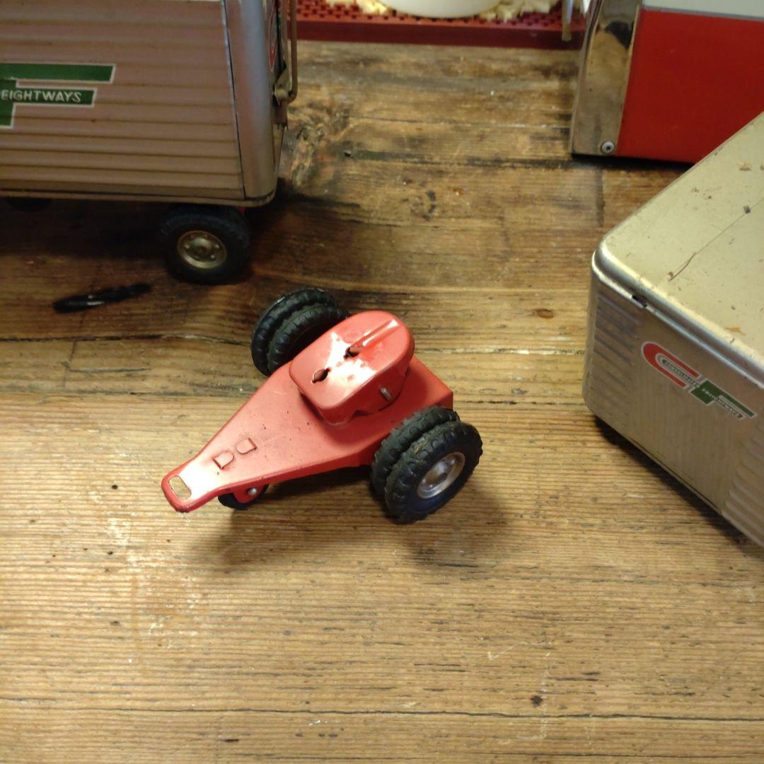 店じまいブリキトレーラー、アメリカ、