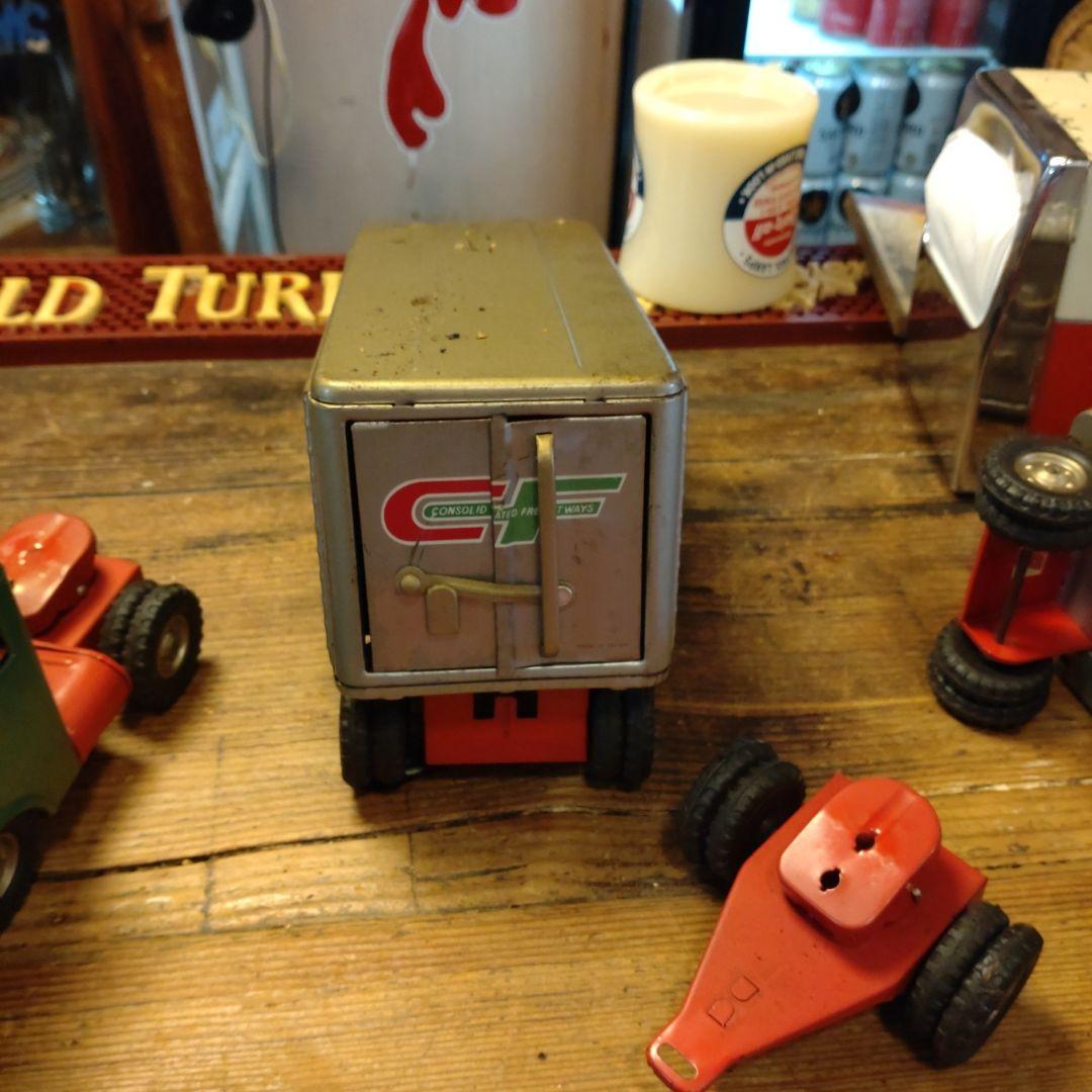 店じまいブリキトレーラー、アメリカ、