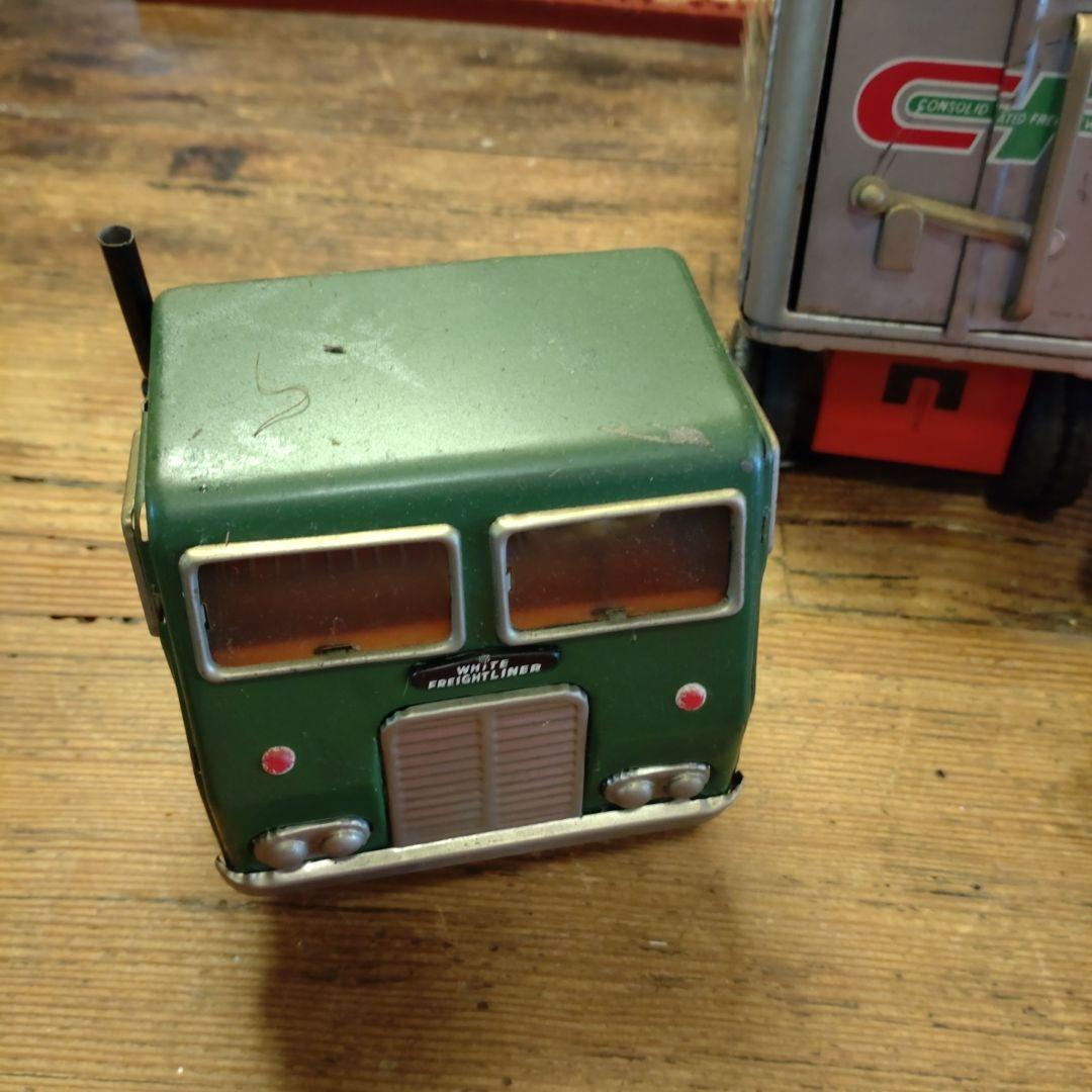 店じまいブリキトレーラー、アメリカ、