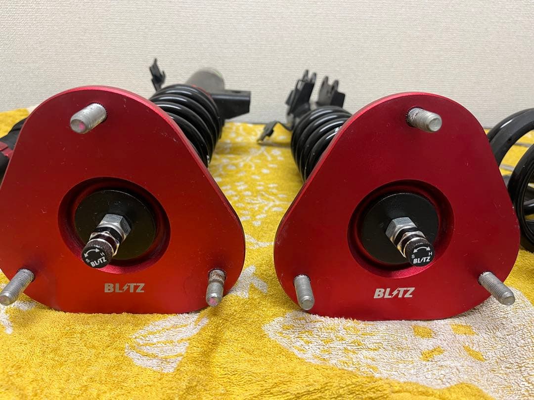ブリッツ車高調　ハリアー　レクサス　NXなど