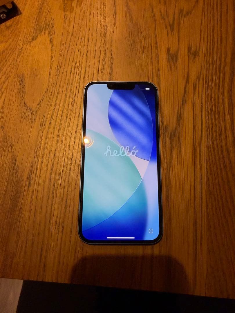 【みゆ】【美品中古品】iPhone 13 ブルー SIMフリー　保護フィル