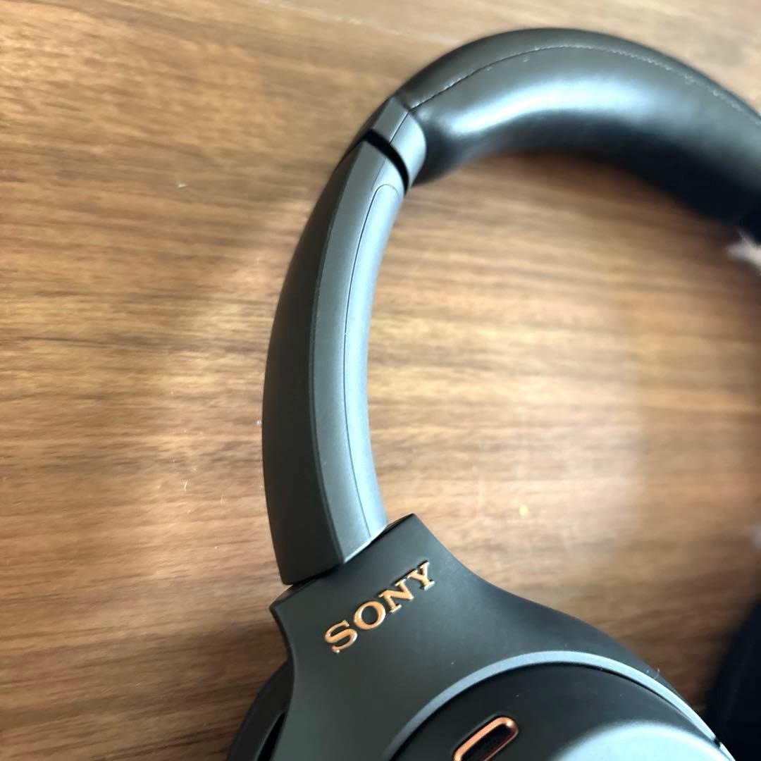 SONY WH-1000XM4 ワイヤレスヘッドホン ブラック　ノイキャン
