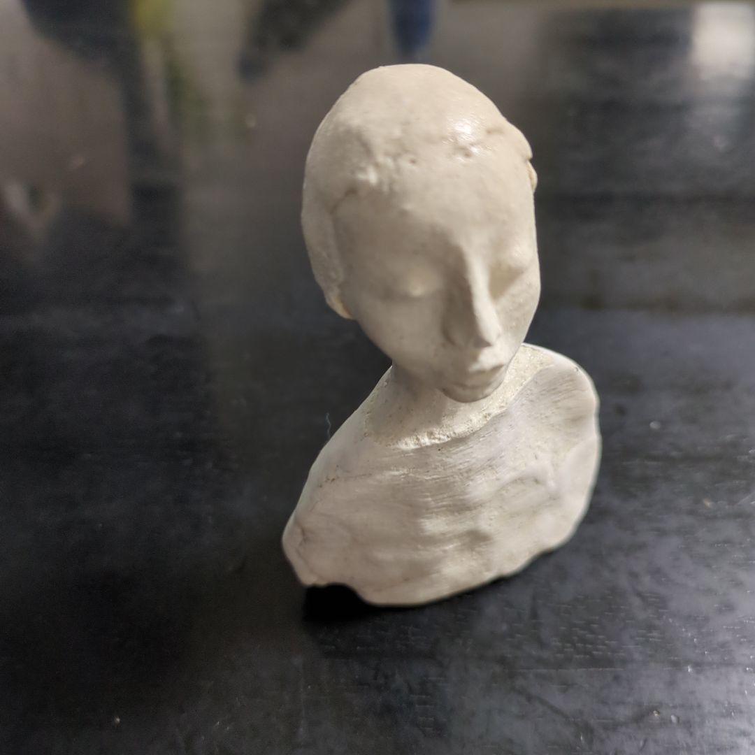 吉田次朗さん　　オブジェ　トルソー　ホワイト