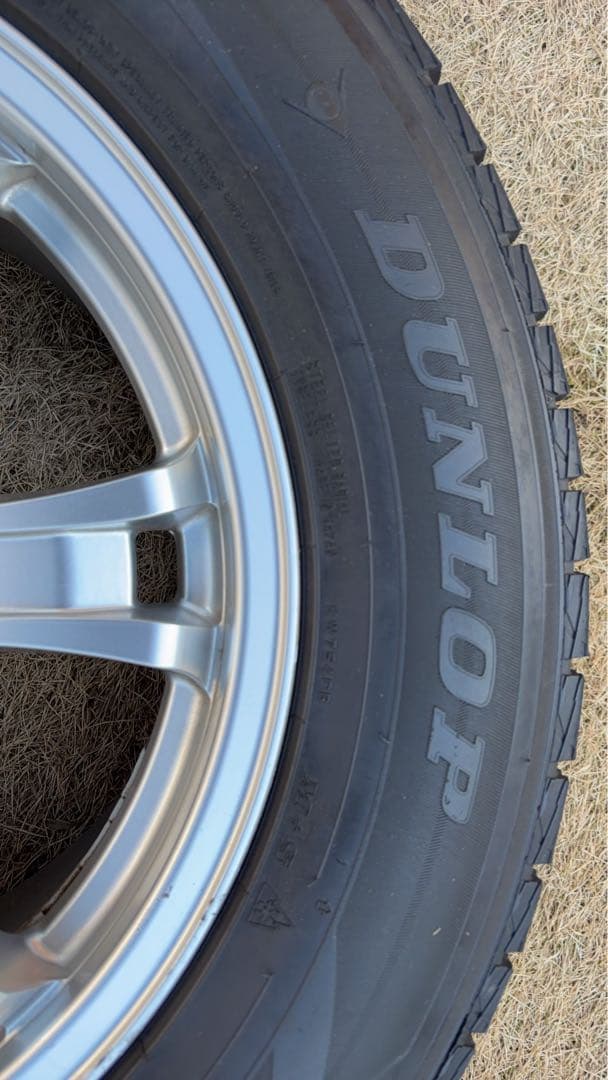 ダンロップスタッドレスホイールセット265/60-18