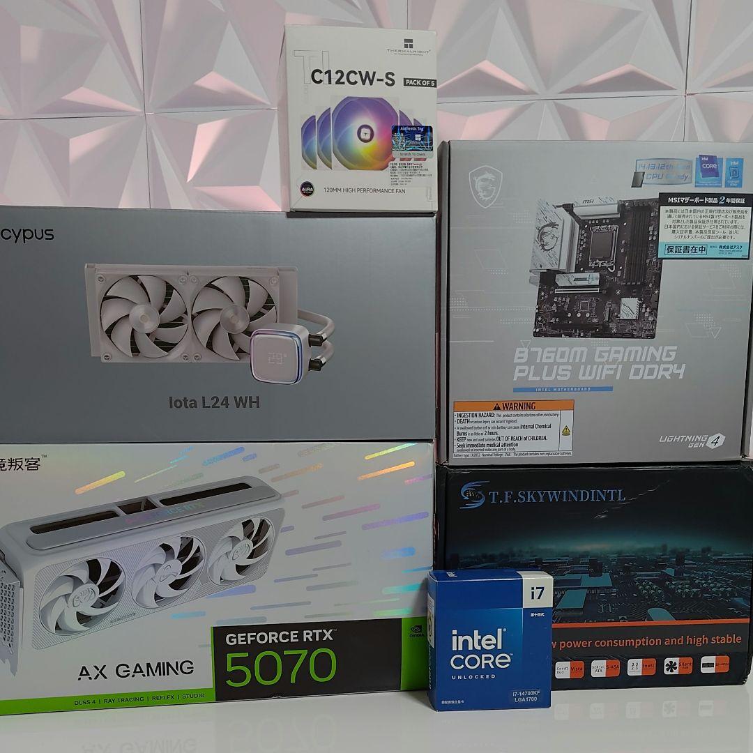 『新品』✨コンパクト3面ガラスゲーミングPC✨デスクトップ／ミニタワー／ホワイト