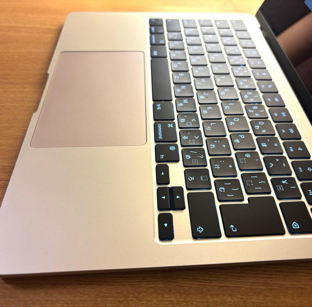 MacBook Air M3 2024 13インチ 256GB 美品 充電10回