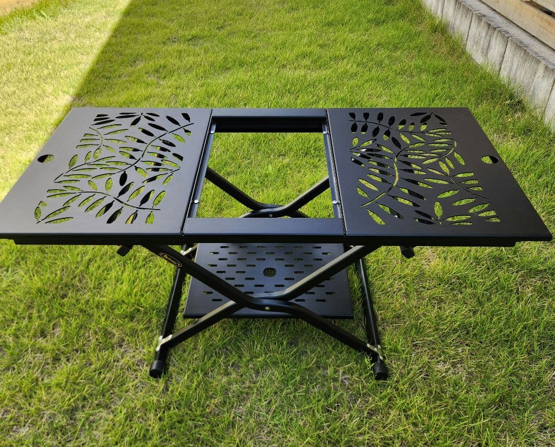 Onway オンウェー　Xテーブル　リーフ柄　IGTテーブル