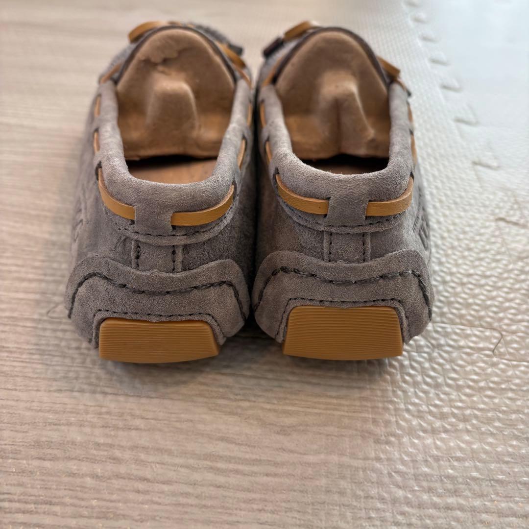 【新品未使用】UGG グレー モカシン サイズ8L