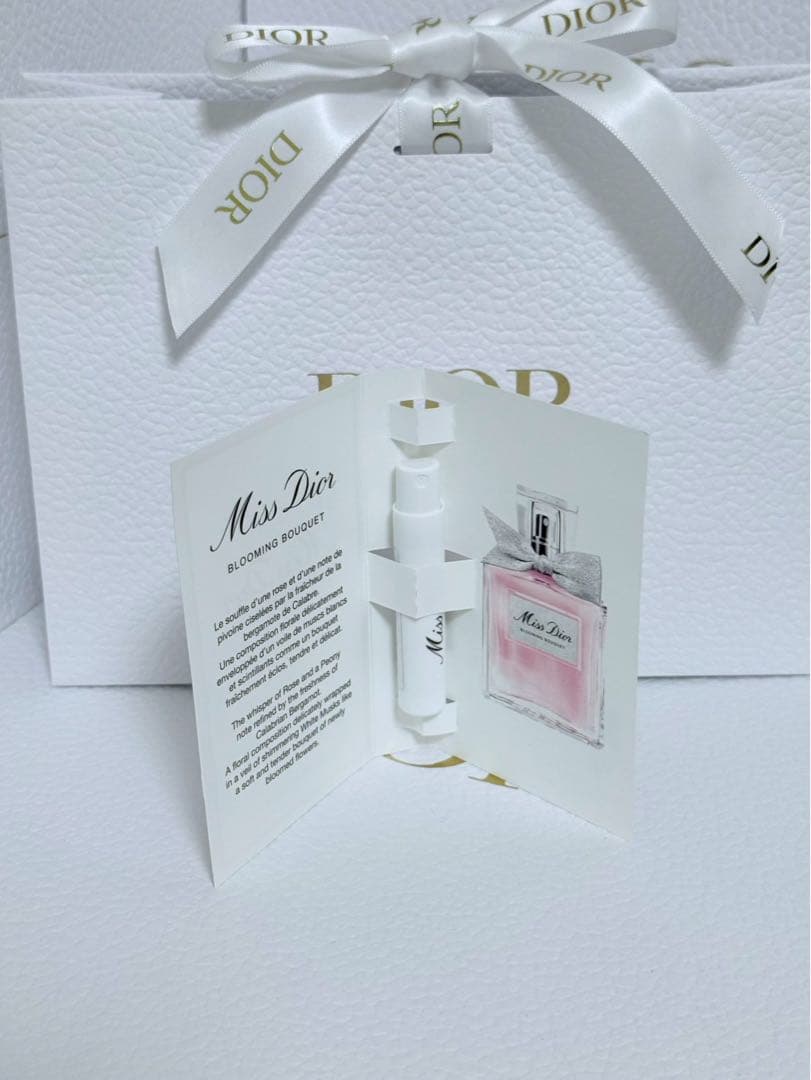 【新品未使用】ディオールショウ サンク クルール 862 ショッキングピンク